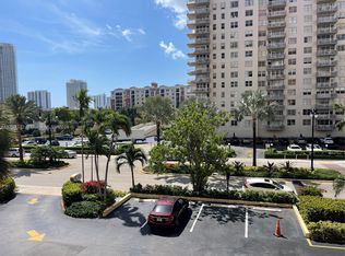 251 174th St APT 211, Sunny Isles Beach, FL 33160