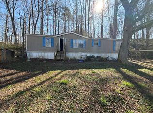 1260 Vickrey Dr, Trinity, NC 27370