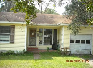 805 Roosevelt Dr, Silsbee, TX 77656