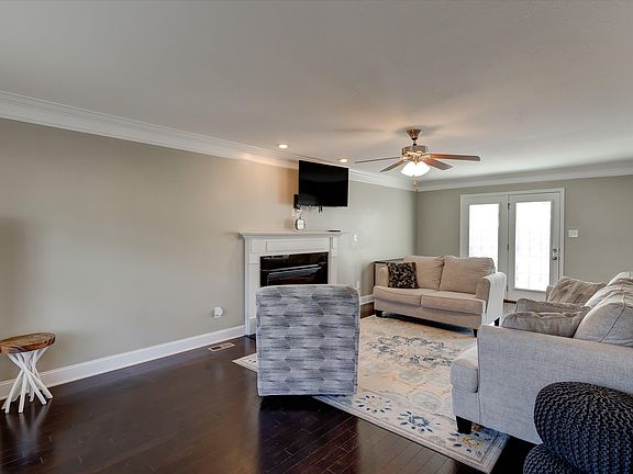4th image of 6032 Loftis Creek Ln