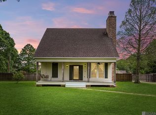 17036 Blue Ridge Rd, Prairieville, LA 70769