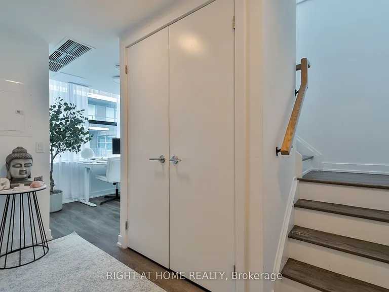 1612 Charles St #428 — Photo 20