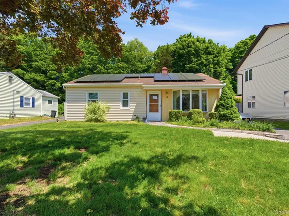 15 Forshee St, Monroe, NY 10950