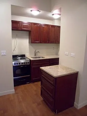 Rented by Makkos Equities | media 102