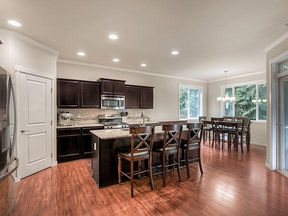 5th image of 19922 90th Avenue Ct E