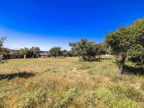 2nd image of 1018 Comanche Hills Dr