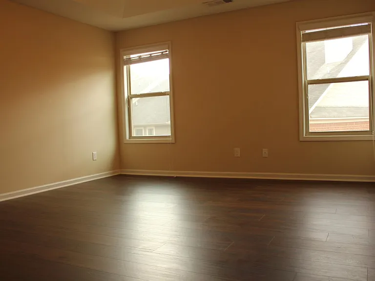 4709 Jordan Xing — Photo 8