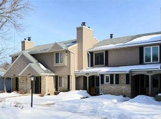 6908 Park Ridge Dr, Madison, WI 53719
