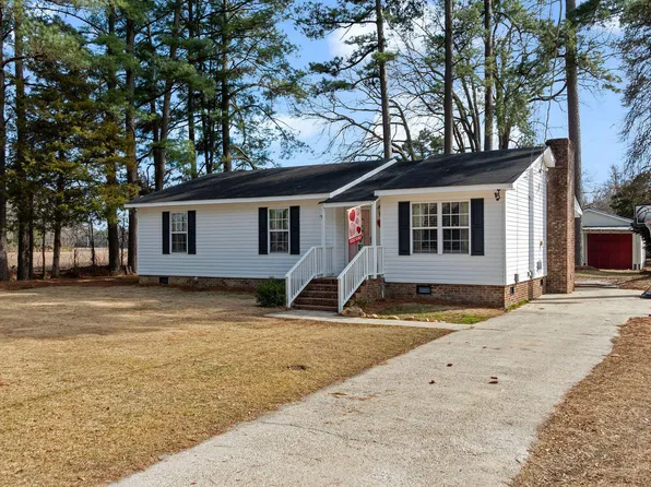 3838 Longleaf Drive NE, Elm City, NC 27822
