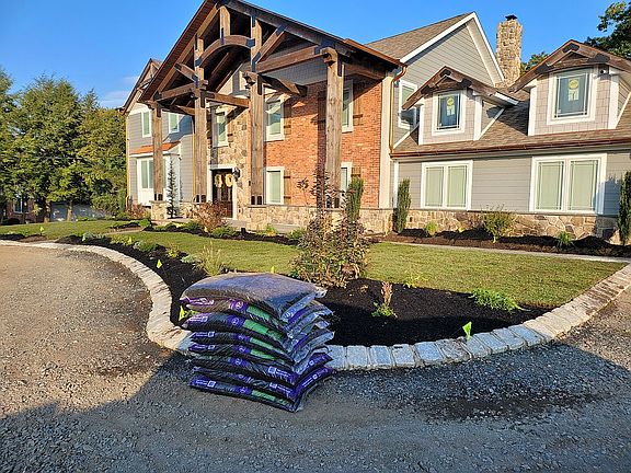 5th image of 2 Fairview Dr