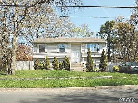 1st image of 114 Jefferson Ave