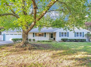 706 Hamilton Dr, Champaign, IL