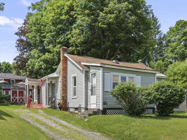 28 Baker St, Lanesborough, MA 01237