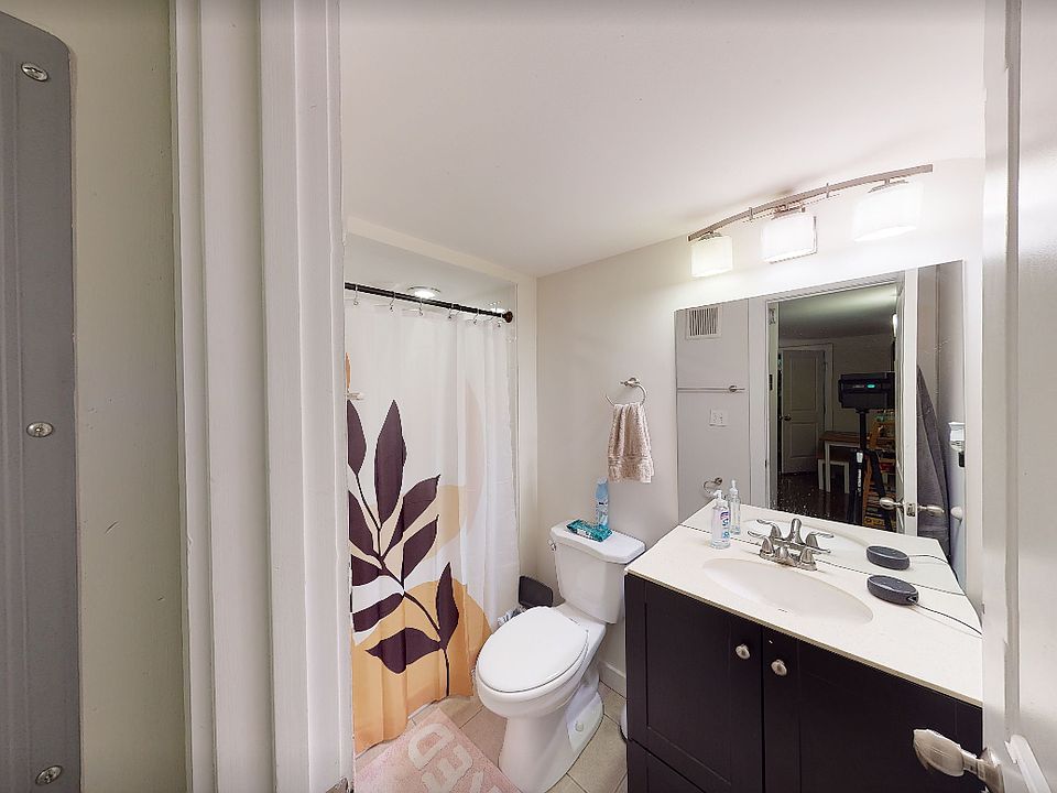 1st image of 16 E Springfield St #2D