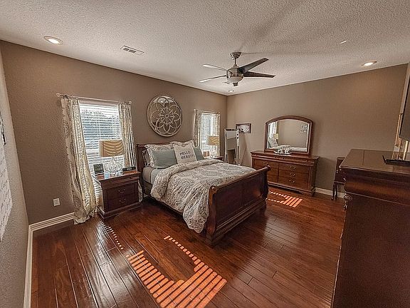 Main Floor - Primary Bedroom