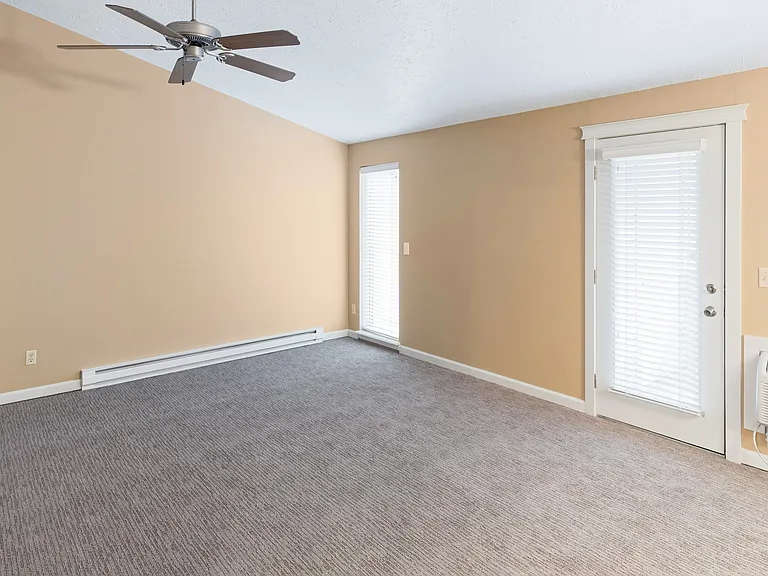Graymayre Crossing Apartments — Photo 63