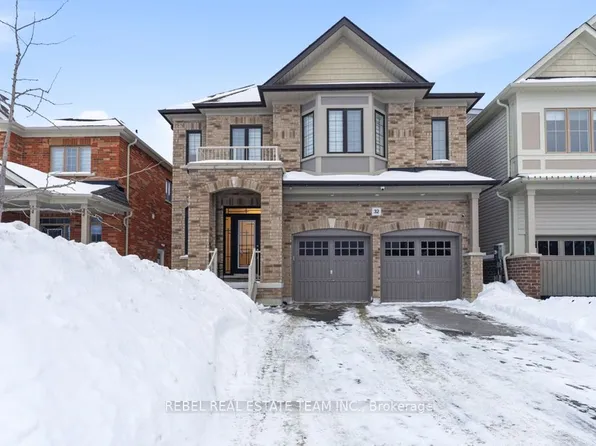 32 Crombie St, Clarington, ON L1C 0T5