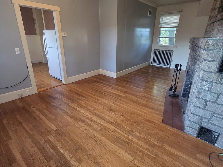 72 Godfrey St — Photo 5