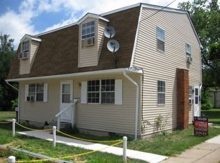 101 Polk St, Riverside, NJ 08075