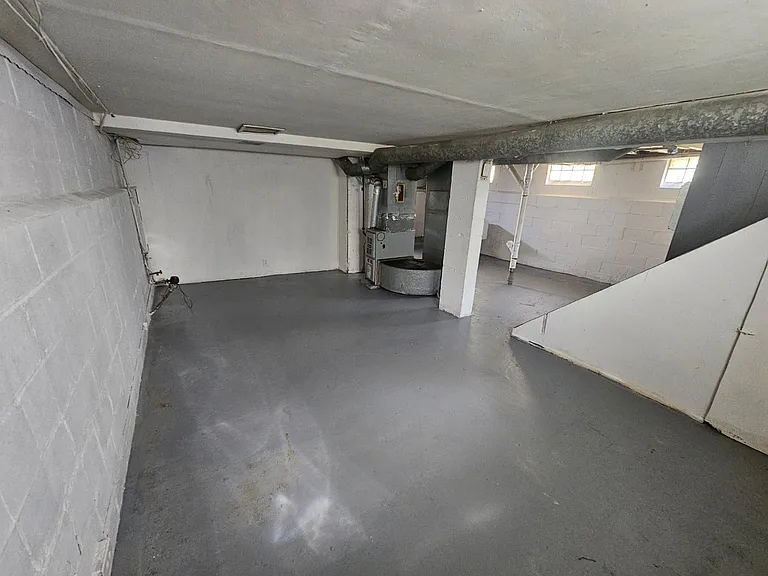 20630 Morris Ave — Photo 22
