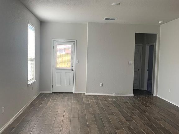 2nd image of 6131 Longhurst Way