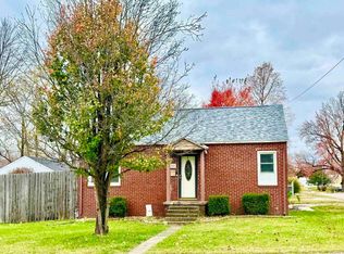 501 S 27th St, Mount Vernon, IL 62864