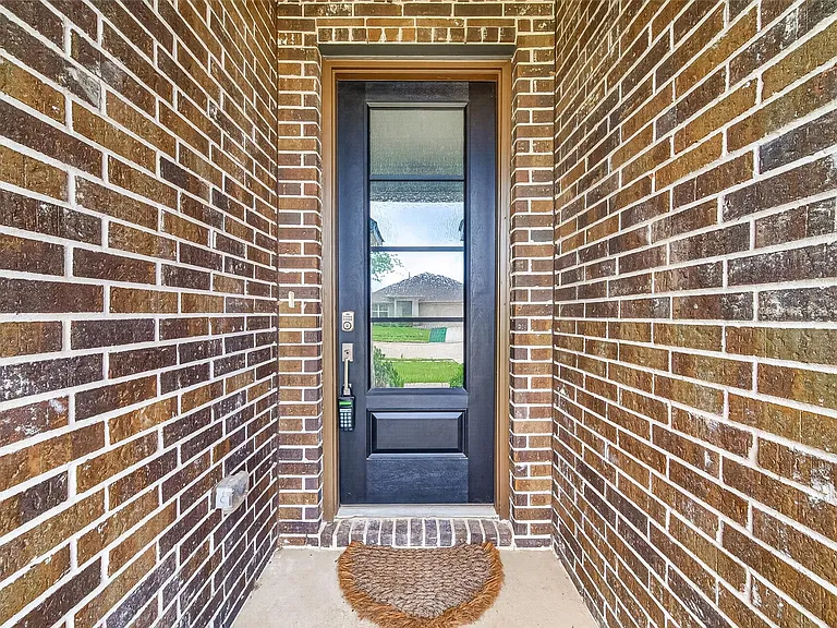 22215 Scarlino Dr — Photo 3