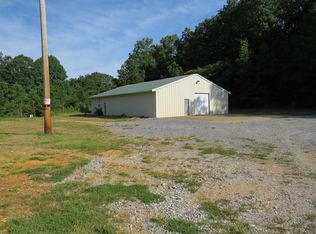 135 Lime Rock Rd, Tuscumbia, AL 35674