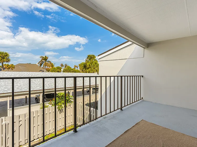 2155 Galleon Dr #E4 — Photo 21