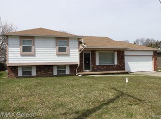 1012 Lask St, Flint, MI 48532