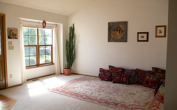 Living Room w/ Box Window