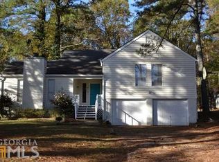 6480 Chickasaw Dr, Douglasville, GA 30135