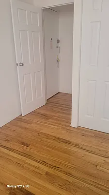 Rented by Chartwell Manhattan Realty | media 9