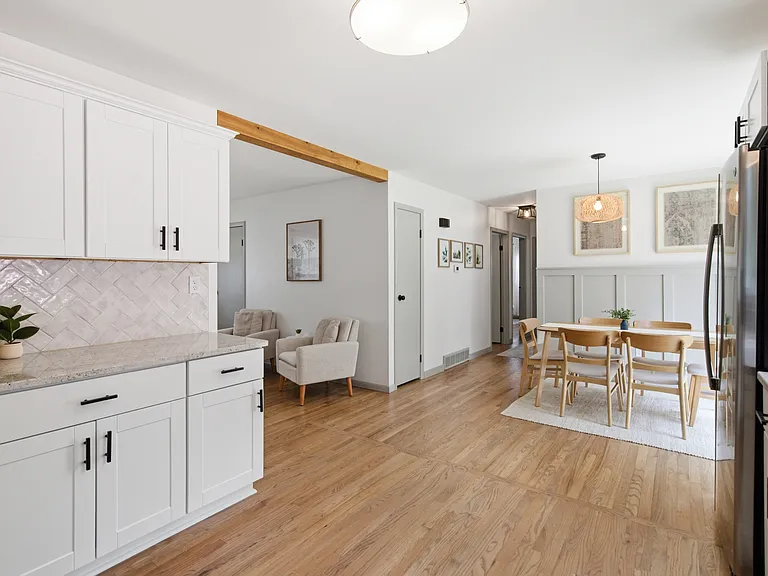 130 Geyser Rd — Photo 5