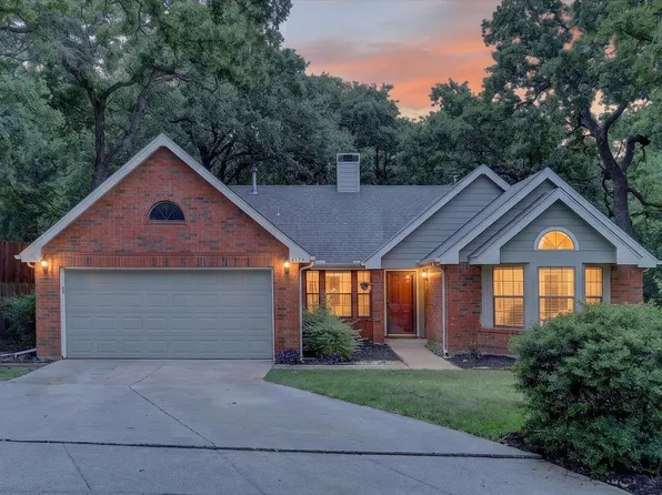 1225 Circle View Ct, Grapevine, TX 76051