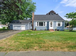47 Centre Ave, Rockland, MA 02370