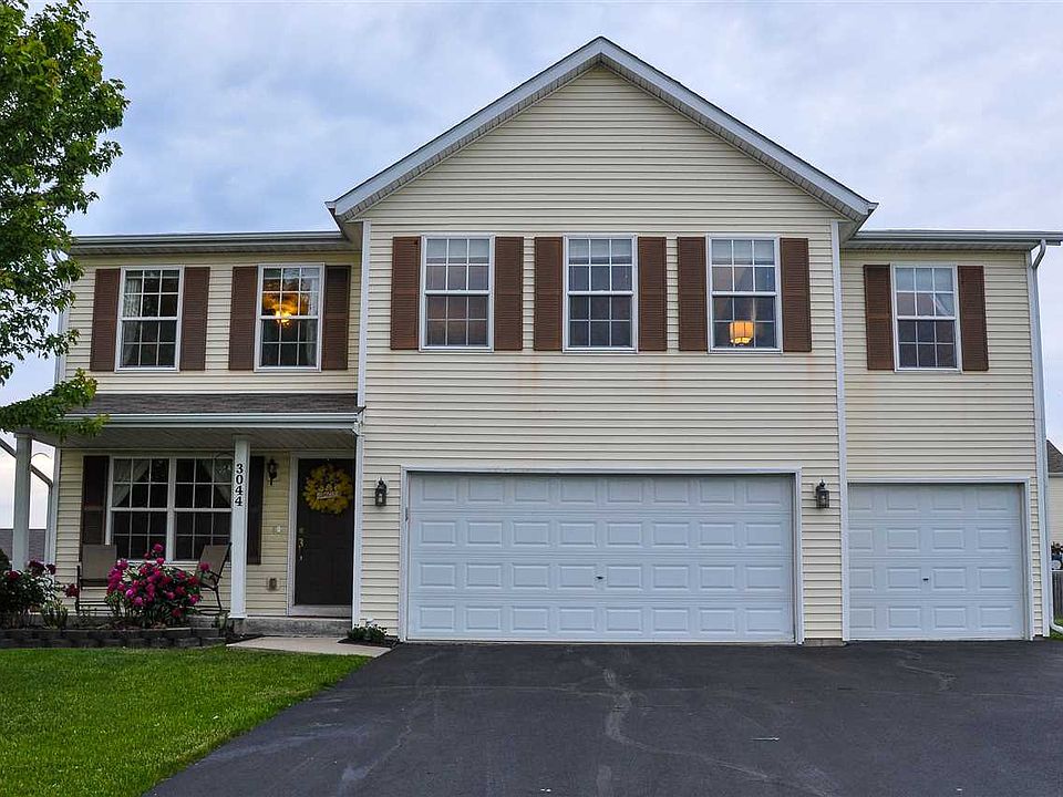 1st image of 3044 Stralow Ln