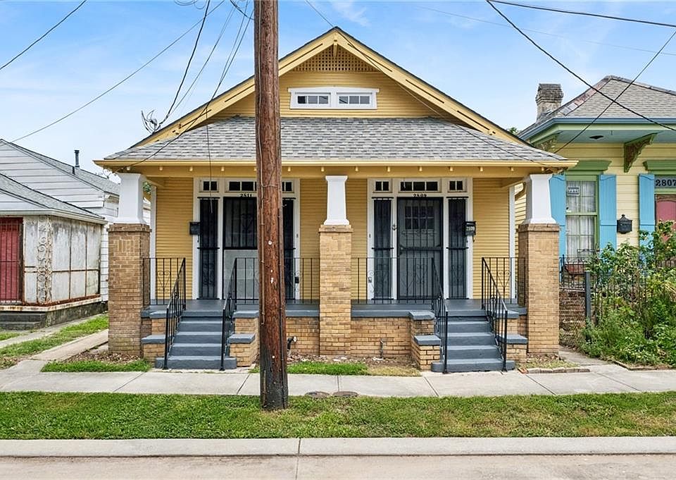 1st image of 2809-11 Aubry St