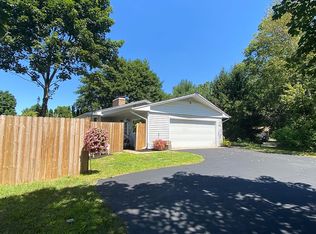 7370 S 12th St, Portage, MI 49024