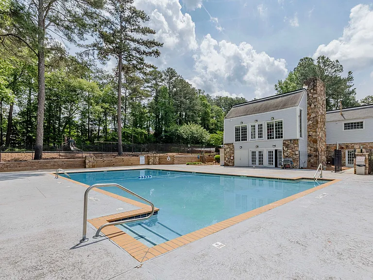 Manchester Ridge | Modern Living in the Heart of College Park — Photo 13