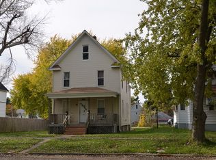 1024 Park Ave #1, North Chicago, IL