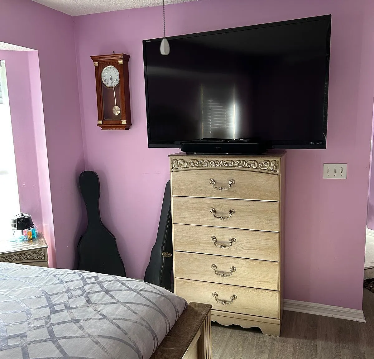 3 bed, 2.0 bath, 1405 sqft, $2,500 — Photo 4