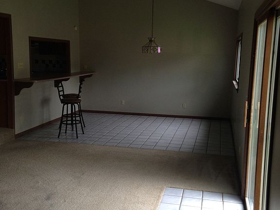 5th image of 2112 Arapahoe Dr