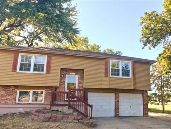 427 N Blake St, Olathe, KS 66061
