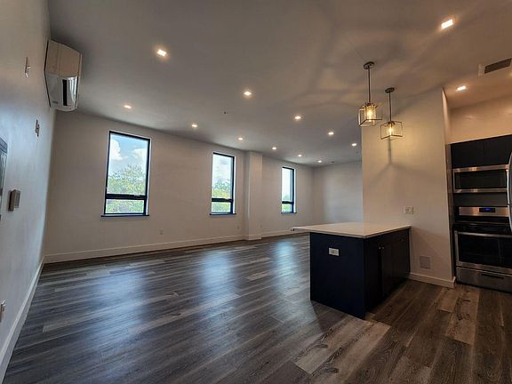 2nd image of 726 Park Ave #4B