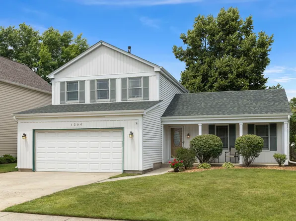 1396 Huntington Dr, Mundelein, IL 60060