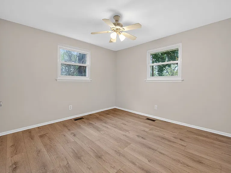 765 Bunche Dr — Photo 10