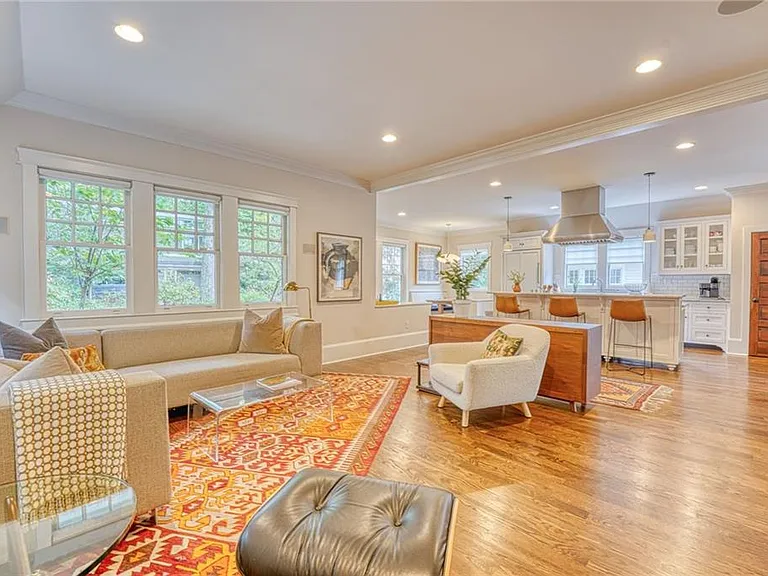 Blue Ridge Ave NE — Photo 21