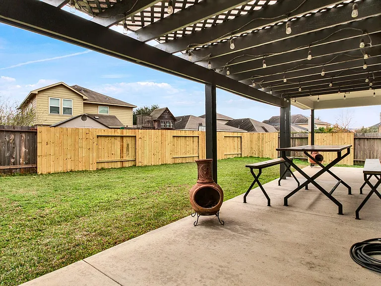 15314 Hazen Point Dr — Photo 9