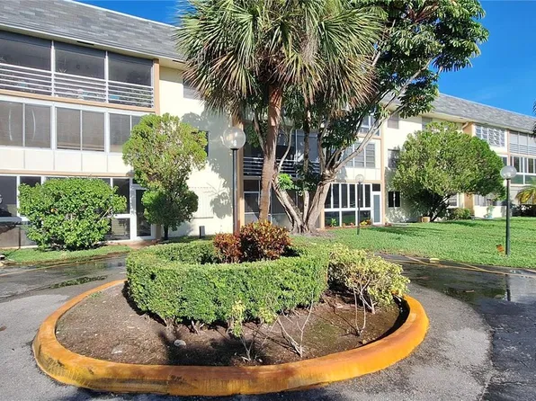 4990 E Sabal Palm Blvd APT 202, Tamarac, FL 33319